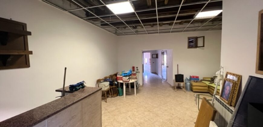 Appartamento con corte in zona centrale