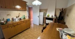 Appartamento con corte in zona centrale