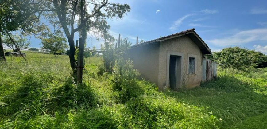 Magazzino agricolo con terreno