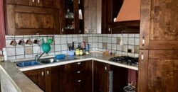 Porzione bifamigliare su due livelli con corte