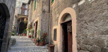 Monocamera nel centro storico