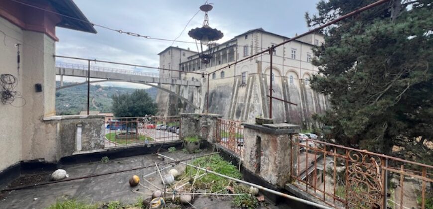 Palazzetto cielo terra signorile