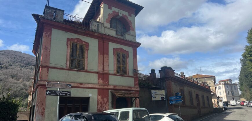 Palazzetto cielo terra signorile