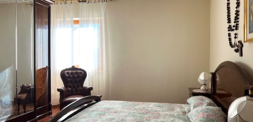 Villa a schiera su tre livelli