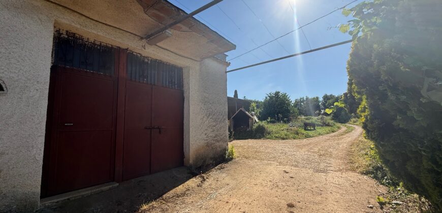Terreno agricolo con rustico di 5420 mq