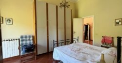 Appartamento con ampia corte esterna e entrata indipendente