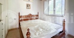 VILLA INDIPENDENTE CON CIRCA DUE ETTARI DI TERRENO