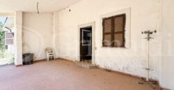 VILLA INDIPENDENTE CON CIRCA DUE ETTARI DI TERRENO