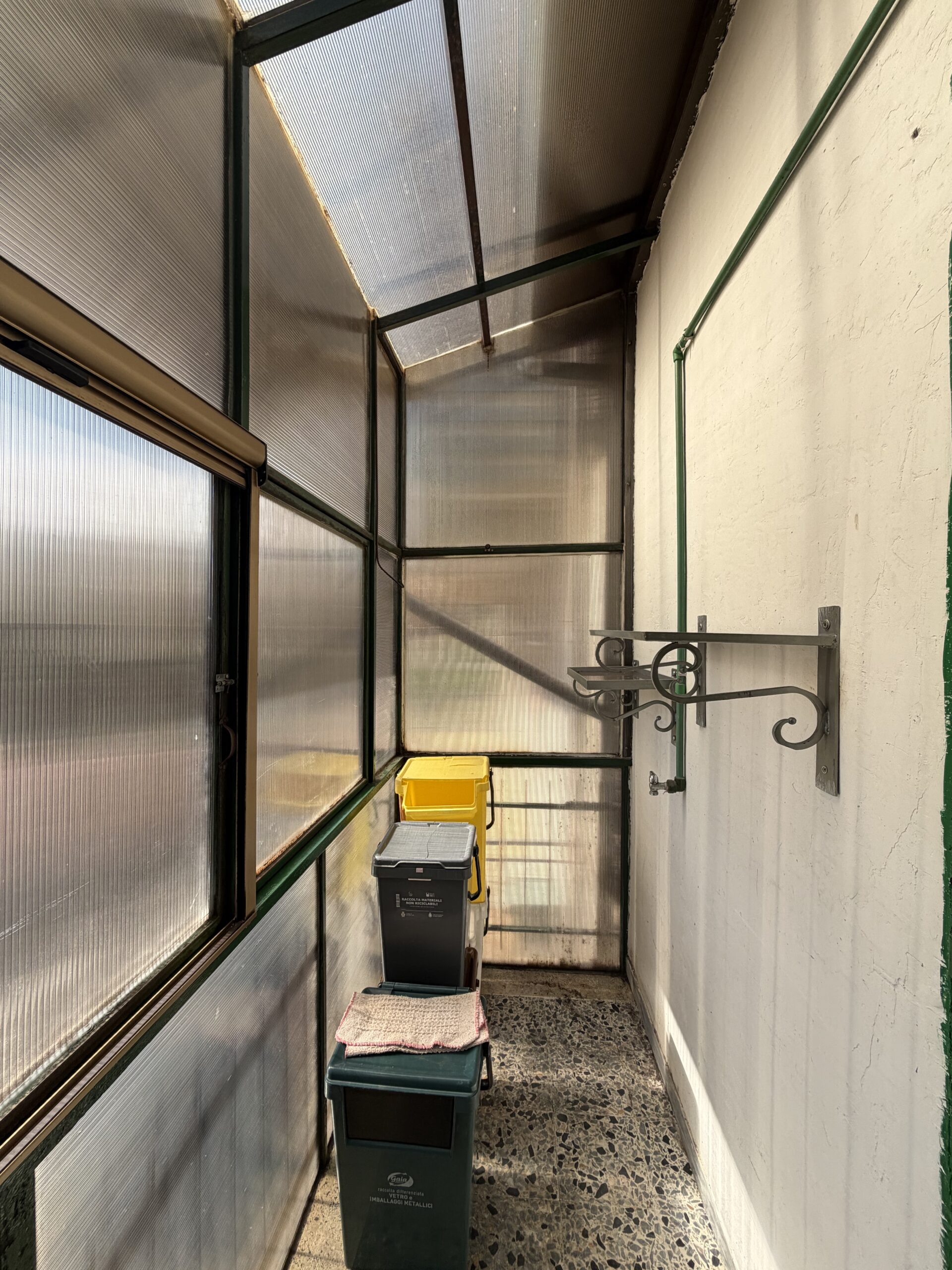 APPARTAMENTO LUMINOSO CON BALCONE