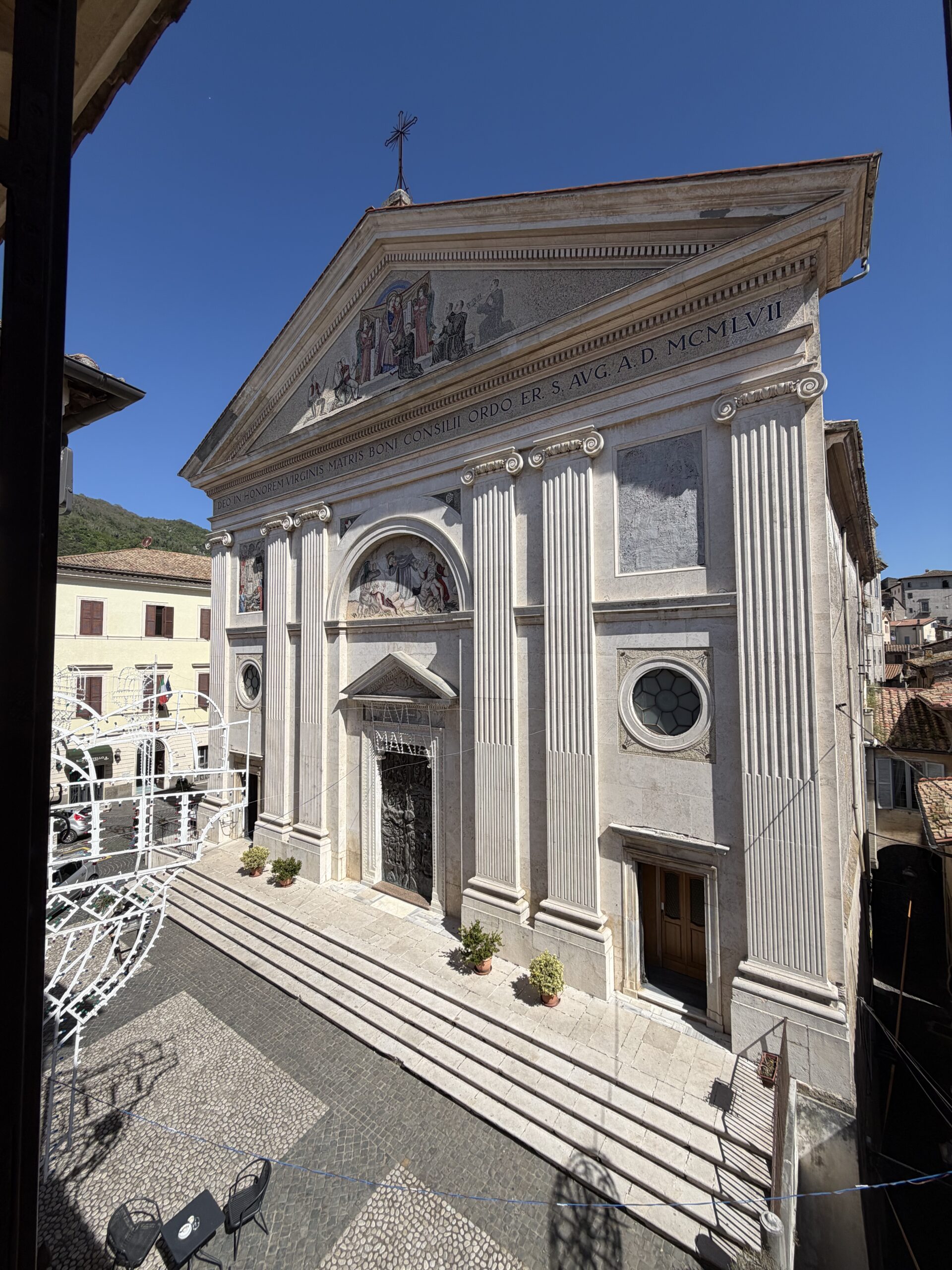 APPARTAMENTO CON BALCONE CENTRALISSIMO