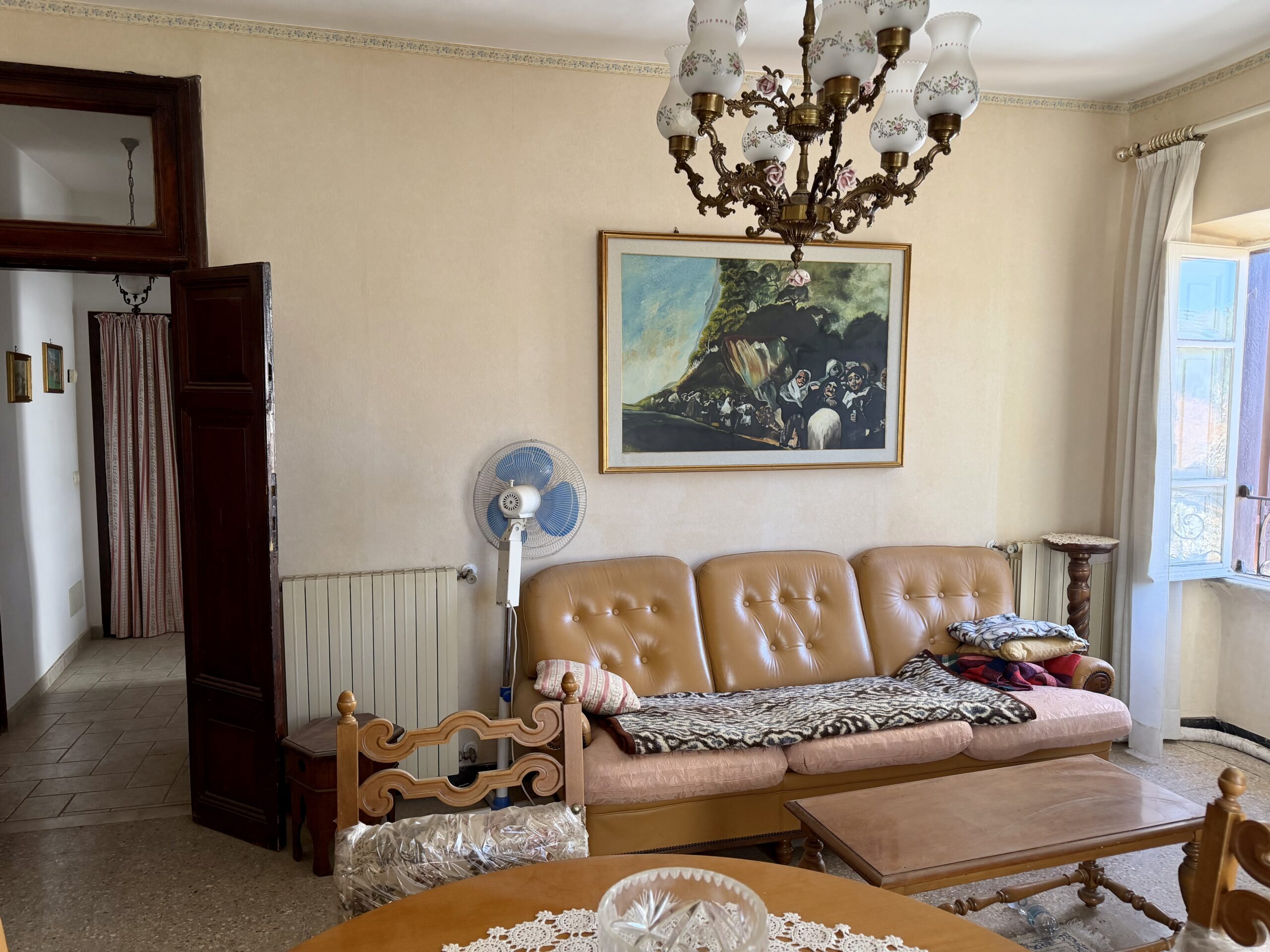 APPARTAMENTO CON BALCONE CENTRALISSIMO