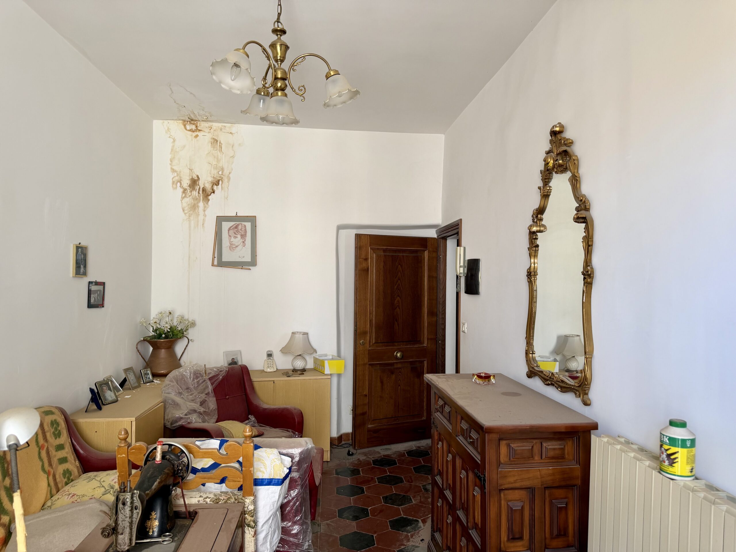 APPARTAMENTO CON BALCONE CENTRALISSIMO