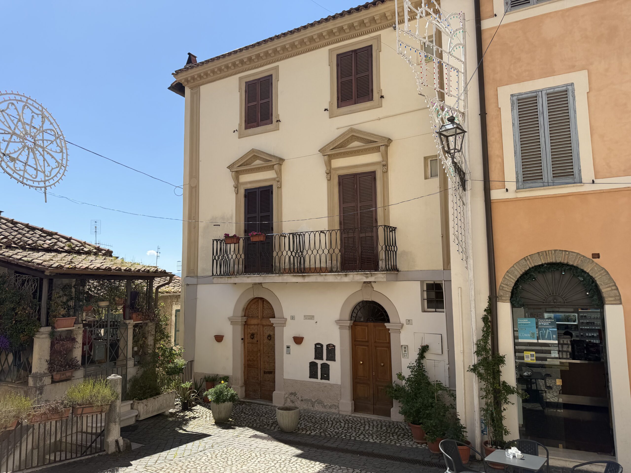 APPARTAMENTO CON BALCONE CENTRALISSIMO